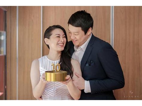 Maricar Reyes and Richard Poon celebrate 10 years .